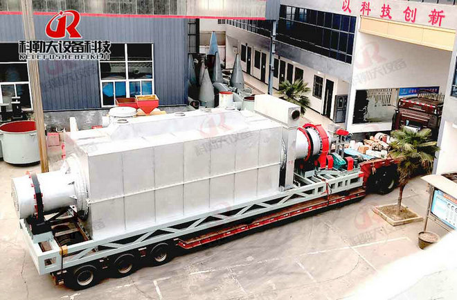 The sludge drying and carbonization production line is sent to Rockford, and the stainless steel sludge dryer is matched with high-efficiency sludge carbonizer.